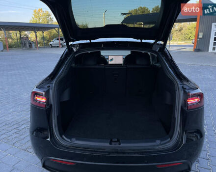 Чорний Тесла Model Y, об'ємом двигуна 0 л та пробігом 38 тис. км за 32900 $, фото 7 на Automoto.ua