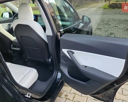 Черный Тесла Model Y, объемом двигателя 0 л и пробегом 86 тыс. км за 24500 $, фото 12 на Automoto.ua