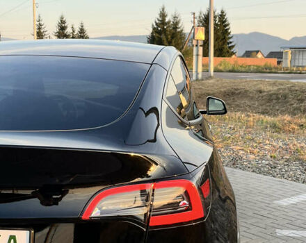 Черный Тесла Model Y, объемом двигателя 0 л и пробегом 90 тыс. км за 22500 $, фото 5 на Automoto.ua