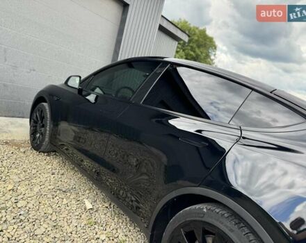 Чорний Тесла Model Y, об'ємом двигуна 0 л та пробігом 160 тис. км за 18999 $, фото 32 на Automoto.ua