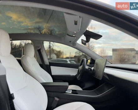 Черный Тесла Model Y, объемом двигателя 0 л и пробегом 149 тыс. км за 20600 $, фото 37 на Automoto.ua