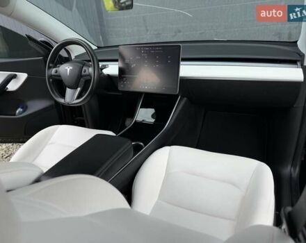 Чорний Тесла Model Y, об'ємом двигуна 0 л та пробігом 160 тис. км за 18999 $, фото 34 на Automoto.ua