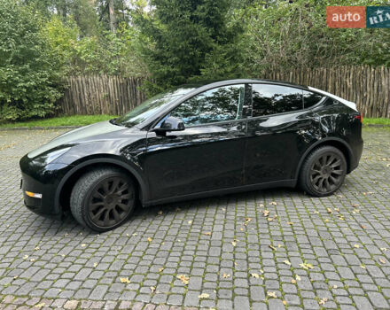 Черный Тесла Model Y, объемом двигателя 0 л и пробегом 140 тыс. км за 18000 $, фото 1 на Automoto.ua
