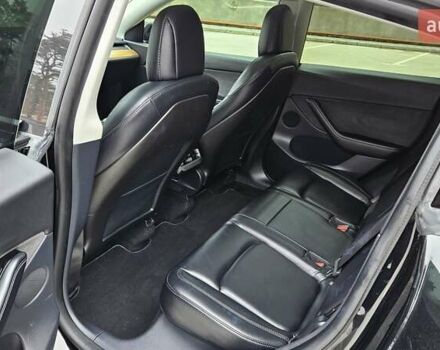 Черный Тесла Model Y, объемом двигателя 0 л и пробегом 136 тыс. км за 23990 $, фото 14 на Automoto.ua