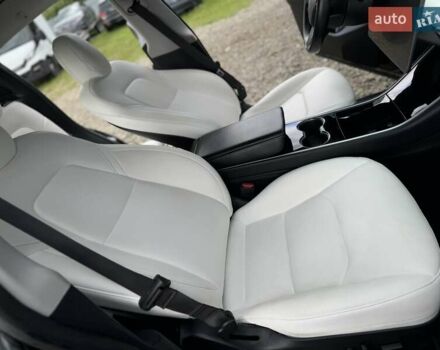 Чорний Тесла Model Y, об'ємом двигуна 0 л та пробігом 160 тис. км за 18999 $, фото 37 на Automoto.ua