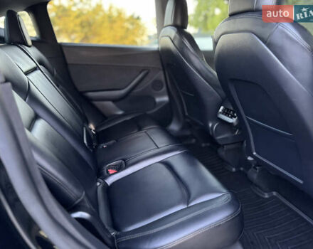 Чорний Тесла Model Y, об'ємом двигуна 0 л та пробігом 110 тис. км за 22799 $, фото 69 на Automoto.ua