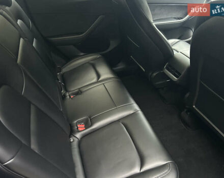 Черный Тесла Model Y, объемом двигателя 0 л и пробегом 140 тыс. км за 18000 $, фото 21 на Automoto.ua