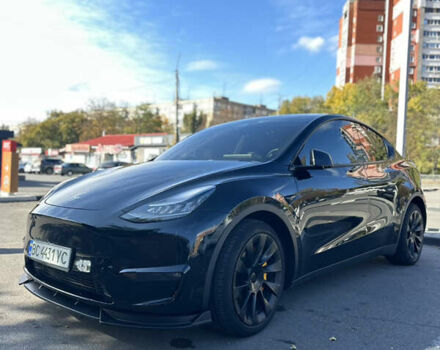 Тесла Model Y 2020 в Днепре (Днепропетровске) на Automoto.ua Черный Тесла Model Y, объемом двигателя 0 л и пробегом 81 тыс. км за 23800 $, фото 3 на Automoto.ua