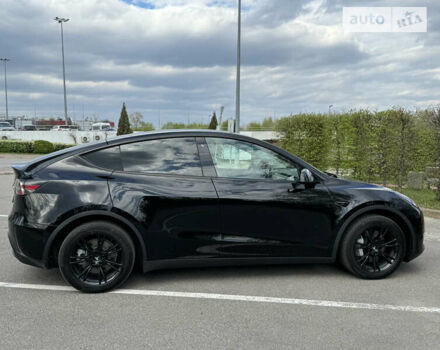 Черный Тесла Model Y, объемом двигателя 0 л и пробегом 27 тыс. км за 27900 $, фото 30 на Automoto.ua
