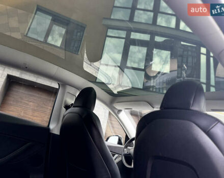 Черный Тесла Model Y, объемом двигателя 0 л и пробегом 173 тыс. км за 22700 $, фото 29 на Automoto.ua