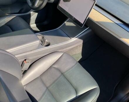 Черный Тесла Model Y, объемом двигателя 0 л и пробегом 72 тыс. км за 24399 $, фото 13 на Automoto.ua