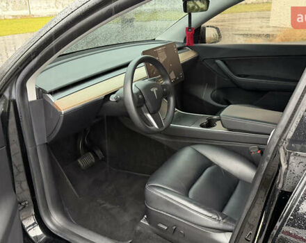 Черный Тесла Model Y, объемом двигателя 0 л и пробегом 169 тыс. км за 21900 $, фото 19 на Automoto.ua
