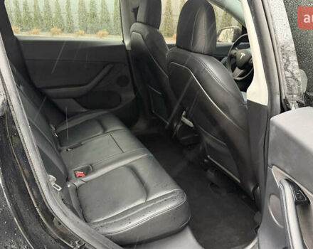 Черный Тесла Model Y, объемом двигателя 0 л и пробегом 169 тыс. км за 21900 $, фото 25 на Automoto.ua