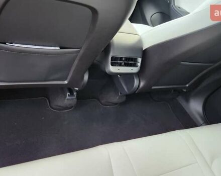 Черный Тесла Model Y, объемом двигателя 0 л и пробегом 86 тыс. км за 24500 $, фото 15 на Automoto.ua