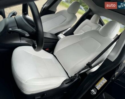 Чорний Тесла Model Y, об'ємом двигуна 0 л та пробігом 160 тис. км за 18999 $, фото 42 на Automoto.ua