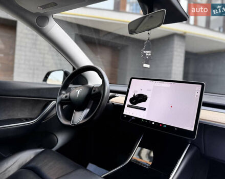Чорний Тесла Model Y, об'ємом двигуна 0 л та пробігом 173 тис. км за 26200 $, фото 30 на Automoto.ua
