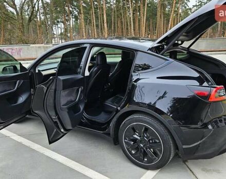 Черный Тесла Model Y, объемом двигателя 0 л и пробегом 136 тыс. км за 23990 $, фото 9 на Automoto.ua