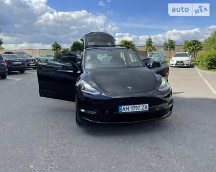 Черный Тесла Model Y, объемом двигателя 0 л и пробегом 45 тыс. км за 30900 $, фото 22 на Automoto.ua