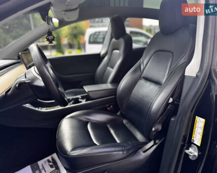 Чорний Тесла Model Y, об'ємом двигуна 0 л та пробігом 173 тис. км за 26200 $, фото 21 на Automoto.ua