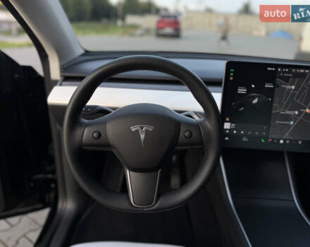 Тесла Model Y 2020 в Луцке на Automoto.ua Черный Тесла Model Y, объемом двигателя 0 л и пробегом 149 тыс. км за 20700 $, фото 21 на Automoto.ua