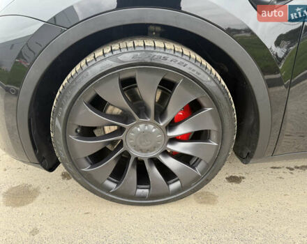 Черный Тесла Model Y, объемом двигателя 0 л и пробегом 107 тыс. км за 21000 $, фото 6 на Automoto.ua