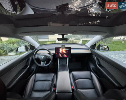 Черный Тесла Model Y, объемом двигателя 0 л и пробегом 113 тыс. км за 21999 $, фото 59 на Automoto.ua
