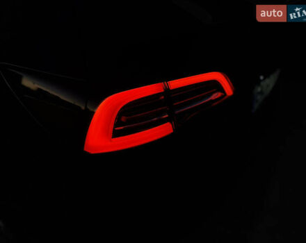 Чорний Тесла Model Y, об'ємом двигуна 0 л та пробігом 110 тис. км за 22799 $, фото 41 на Automoto.ua