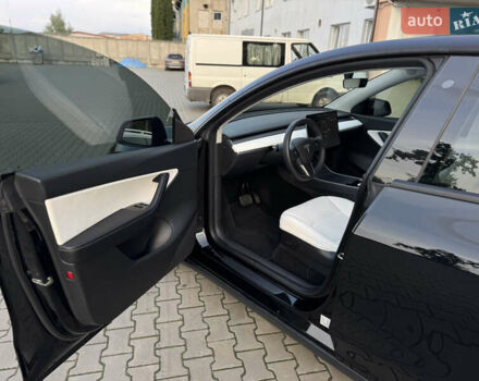 Тесла Model Y 2020 в Луцке на Automoto.ua Черный Тесла Model Y, объемом двигателя 0 л и пробегом 149 тыс. км за 20700 $, фото 17 на Automoto.ua