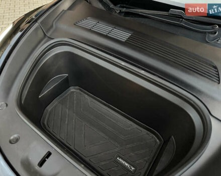 Черный Тесла Model Y, объемом двигателя 0 л и пробегом 149 тыс. км за 20600 $, фото 50 на Automoto.ua