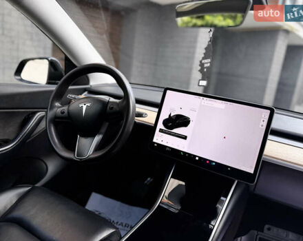 Черный Тесла Model Y, объемом двигателя 0 л и пробегом 173 тыс. км за 22700 $, фото 31 на Automoto.ua