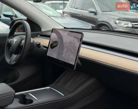 Черный Тесла Model Y, объемом двигателя 0 л и пробегом 141 тыс. км за 23999 $, фото 17 на Automoto.ua
