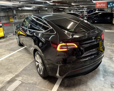 Черный Тесла Model Y, объемом двигателя 0 л и пробегом 33 тыс. км за 25900 $, фото 17 на Automoto.ua