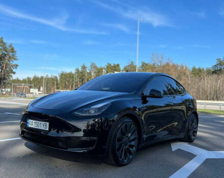 Черный Тесла Model Y, объемом двигателя 0 л и пробегом 50 тыс. км за 42000 $, фото 5 на Automoto.ua