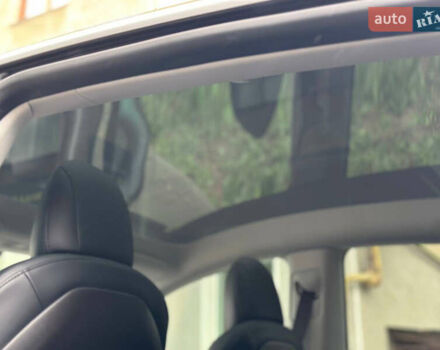 Черный Тесла Model Y, объемом двигателя 0 л и пробегом 82 тыс. км за 26000 $, фото 12 на Automoto.ua