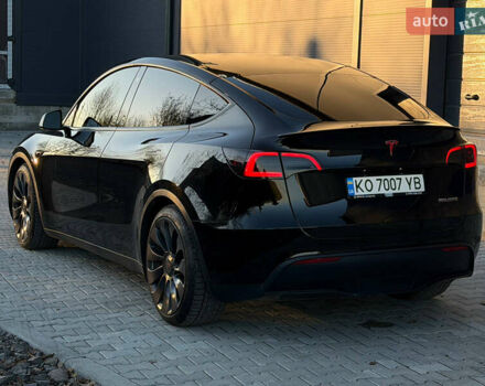 Черный Тесла Model Y, объемом двигателя 0 л и пробегом 60 тыс. км за 27500 $, фото 5 на Automoto.ua