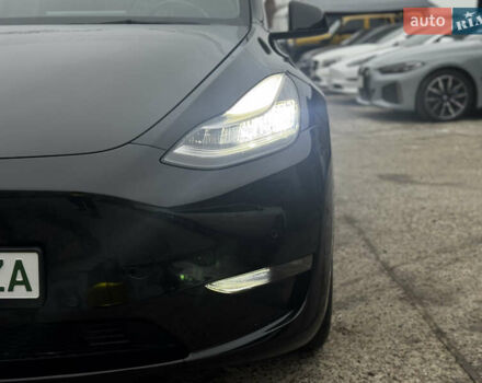 Чорний Тесла Model Y, об'ємом двигуна 0 л та пробігом 13 тис. км за 24500 $, фото 9 на Automoto.ua