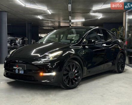 Черный Тесла Model Y, объемом двигателя 0 л и пробегом 70 тыс. км за 26900 $, фото 6 на Automoto.ua