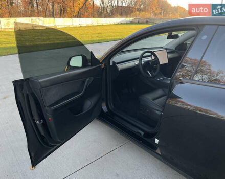 Чорний Тесла Model Y, об'ємом двигуна 0 л та пробігом 116 тис. км за 21800 $, фото 31 на Automoto.ua
