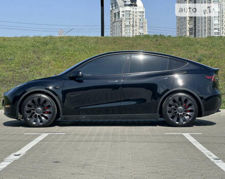 Черный Тесла Model Y, объемом двигателя 0 л и пробегом 26 тыс. км за 30900 $, фото 4 на Automoto.ua