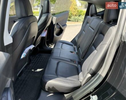 Чорний Тесла Model Y, об'ємом двигуна 0 л та пробігом 55 тис. км за 24000 $, фото 23 на Automoto.ua