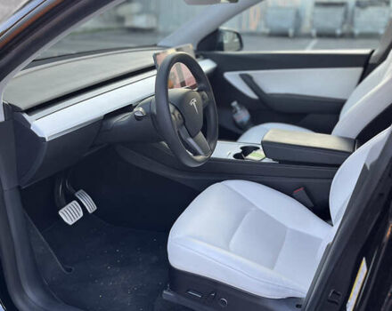 Чорний Тесла Model Y, об'ємом двигуна 0 л та пробігом 133 тис. км за 23500 $, фото 6 на Automoto.ua