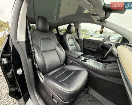Чорний Тесла Model Y, об'ємом двигуна 0 л та пробігом 62 тис. км за 24999 $, фото 34 на Automoto.ua