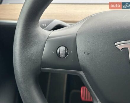 Черный Тесла Model Y, объемом двигателя 0 л и пробегом 127 тыс. км за 26990 $, фото 17 на Automoto.ua