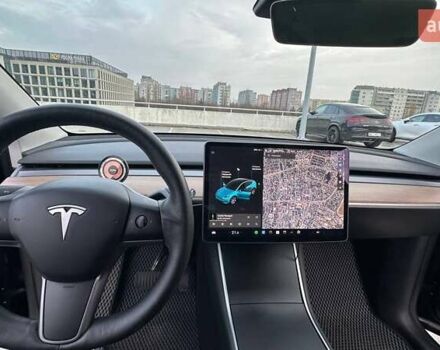 Чорний Тесла Model Y, об'ємом двигуна 0 л та пробігом 100 тис. км за 27999 $, фото 8 на Automoto.ua