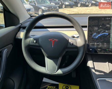 Черный Тесла Model Y, объемом двигателя 0 л и пробегом 51 тыс. км за 27300 $, фото 17 на Automoto.ua