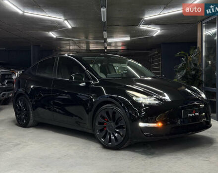 Черный Тесла Model Y, объемом двигателя 0 л и пробегом 70 тыс. км за 26900 $, фото 1 на Automoto.ua