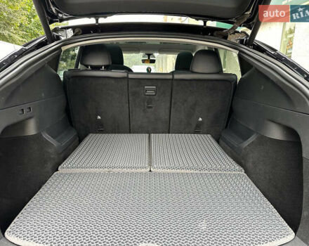 Черный Тесла Model Y, объемом двигателя 0 л и пробегом 82 тыс. км за 26000 $, фото 17 на Automoto.ua