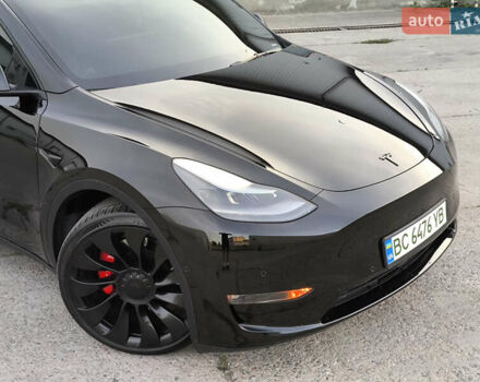 Черный Тесла Model Y, объемом двигателя 0 л и пробегом 57 тыс. км за 23950 $, фото 2 на Automoto.ua