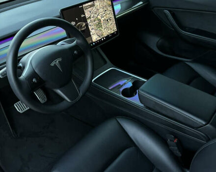 Черный Тесла Model Y, объемом двигателя 0 л и пробегом 102 тыс. км за 24999 $, фото 8 на Automoto.ua