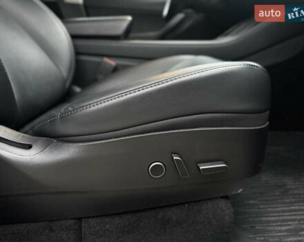 Чорний Тесла Model Y, об'ємом двигуна 0 л та пробігом 13 тис. км за 24500 $, фото 48 на Automoto.ua